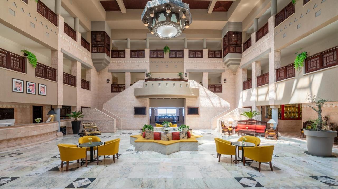 Grand Mercure Petra Ваді-Муса Екстер'єр фото